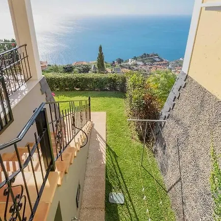 Villa Palheiro Garden *